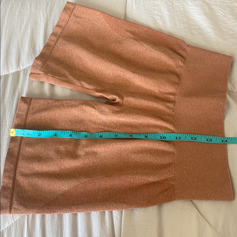 NVGTN Contour Seamless Shorts ~ Small - Picture 8 of 10